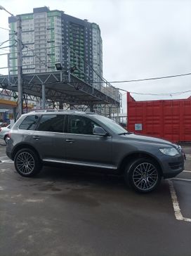 SUV   Volkswagen Touareg 2008 , 1650000 , 
