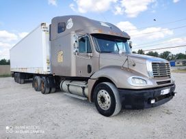   Freightliner Columbia 2004 , 2250000 , 