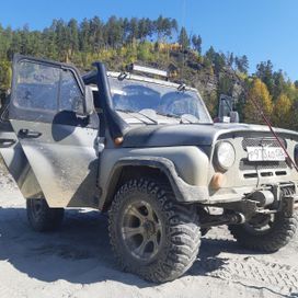 SUV    3151 1998 , 400000 , 