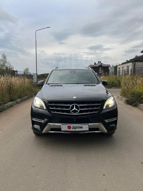 SUV   Mercedes-Benz M-Class 2013 , 3000000 , 