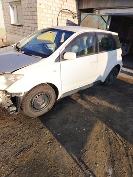  Toyota ist 2003 , 400000 , 