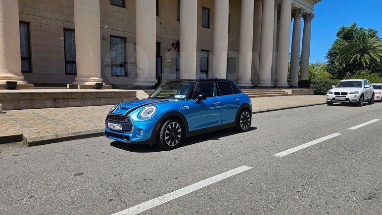  MINI Hatch 2017 , 1700000 , 
