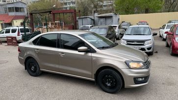 Volkswagen Polo 2015 , 550000 , 