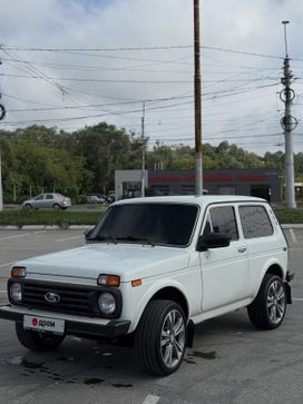  3   4x4 2121  1997 , 350000 , 