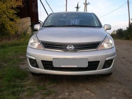  Nissan Tiida 2012 , 900000 , 