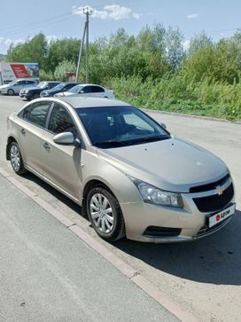  Chevrolet Cruze 2011 , 660000 , 