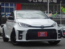  3  Toyota GR Yaris 2021 , 2180000 , 