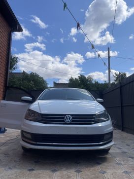  Volkswagen Polo 2016 , 880000 , 