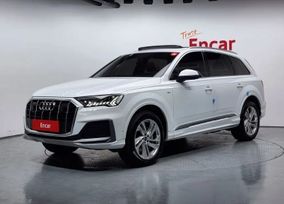 SUV   Audi Q7 2022 , 6330000 , 