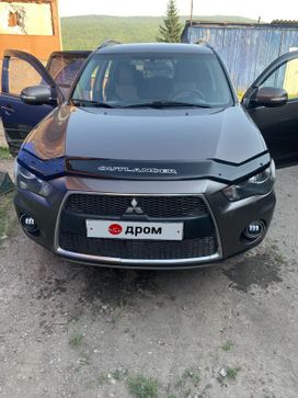 SUV   Mitsubishi Outlander 2011 , 1400000 , -