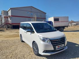    Toyota Noah 2016 , 2350000 , 