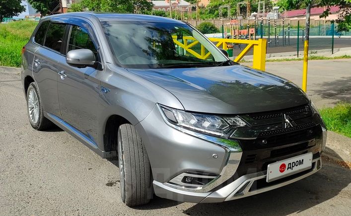 SUV   Mitsubishi Outlander 2019 , 2800000 , 