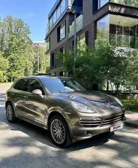 SUV   Porsche Cayenne 2013 , 3500000 , 