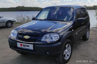SUV   Chevrolet Niva 2013 , 750000 , 