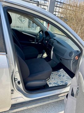  Nissan Almera 2016 , 600000 , 