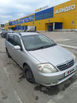  Toyota Corolla Fielder 2000 , 450000 , 