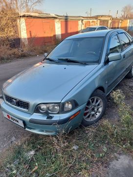  Volvo S40 2004 , 500000 , 