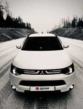 SUV   Mitsubishi Outlander 2012 , 1700000 , 