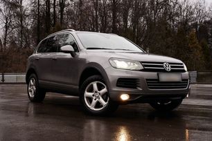 SUV   Volkswagen Touareg 2011 , 2399000 , 