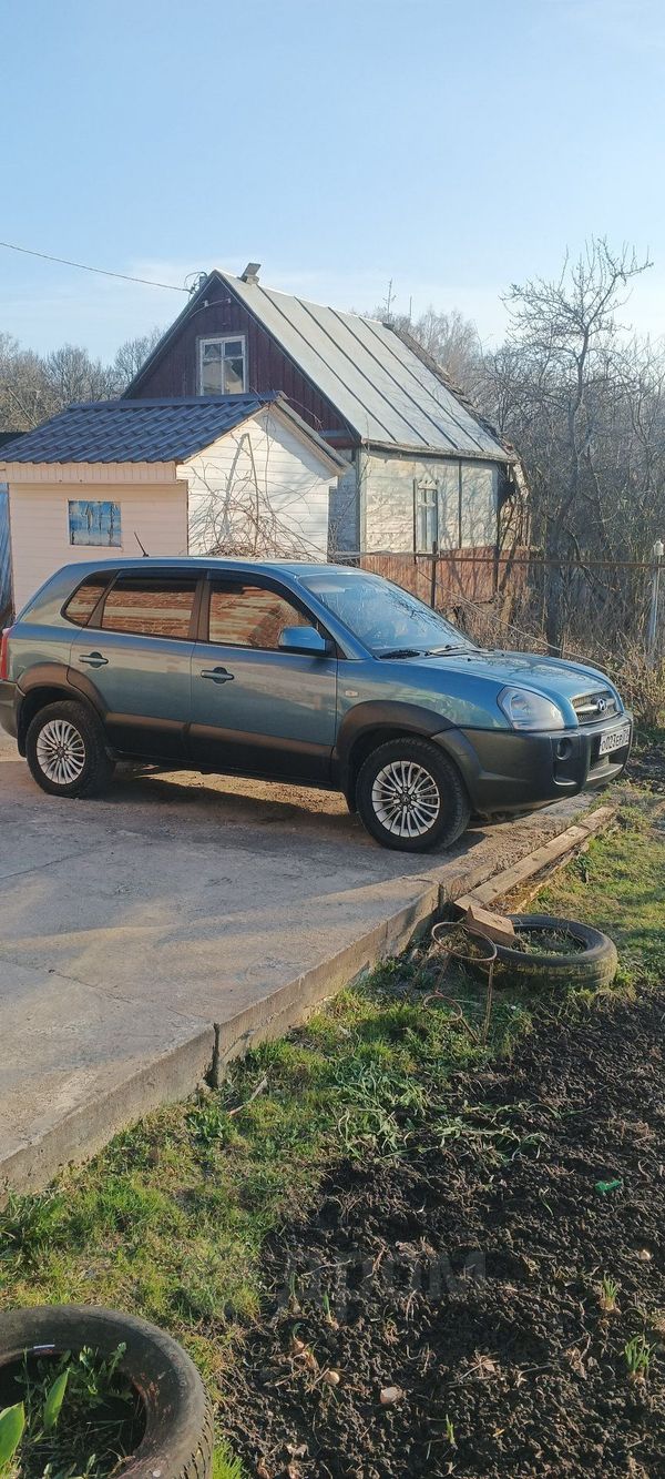 SUV   Hyundai Tucson 2004 , 610000 , 
