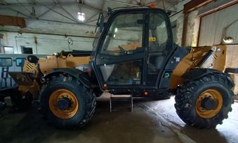   Caterpillar TH417 2010 , 8000000 , 