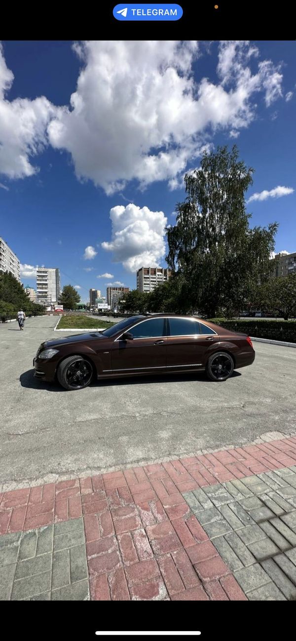  Mercedes-Benz S-Class 2011 , 2400000 , 