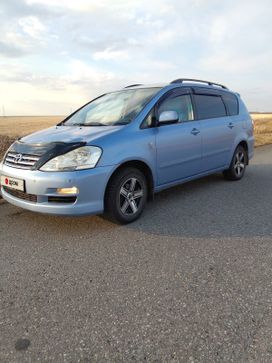    Toyota Avensis Verso 2004 , 660000 , 