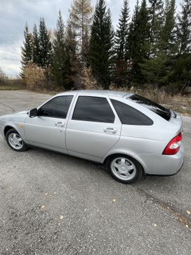    2012 , 370000 , 