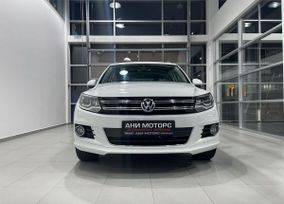 SUV   Volkswagen Tiguan 2016 , 2500000 ,  