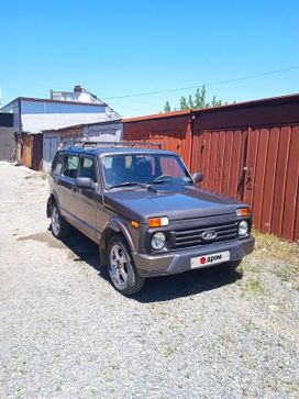 SUV    4x4 2131  2016 , 500000 , 