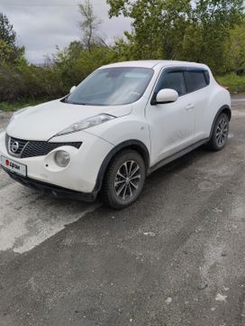 SUV   Nissan Juke 2011 , 820000 , 