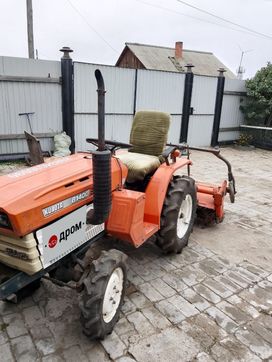 - Kubota B1400 1996 , 670000 , 