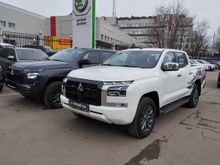  L200, 2024