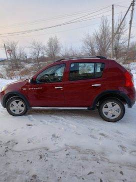  Renault Sandero Stepway 2012 , 600000 , 