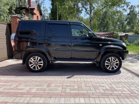 SUV     2012 , 595000 , 