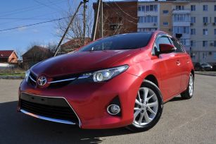  Toyota Auris 2015 , 765000 , 