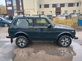  3     2023 , 700000 , 