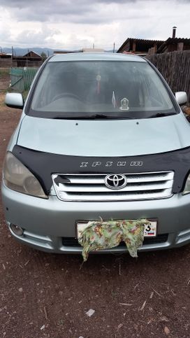    Toyota Ipsum 2001 , 700000 , -