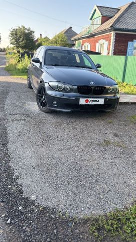  BMW 1-Series 2006 , 800000 , -