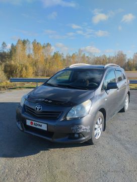   Toyota Verso 2011 , 1600000 , 