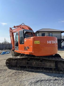   Hitachi ZX225USRLC-3 2012 , 5440000 , 