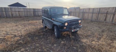 SUV     2010 , 457000 , 