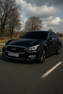  Q70, 2015