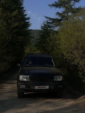 SUV   Toyota Land Cruiser 2002 , 2000000 , 