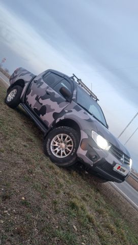  Mitsubishi L200 2010 , 1550000 , --