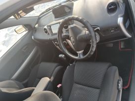  Toyota ist 2003 , 600000 , 