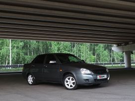    2010 , 370000 , 