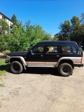 SUV   Nissan Safari 1993 , 1700000 , 