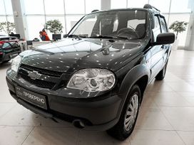 SUV   Chevrolet Niva 2013 , 395000 , 
