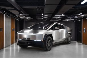  Tesla Cybertruck 2024 , 25500000 , 